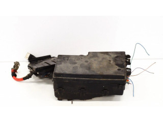 Блок предохранителей  AV6T14A067BB   Ford Focus    