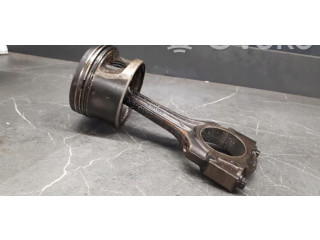 Píst 10401 Mercedes-Benz E W124