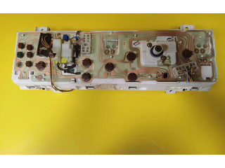 Панель приборов Nissan Pathfinder WD21