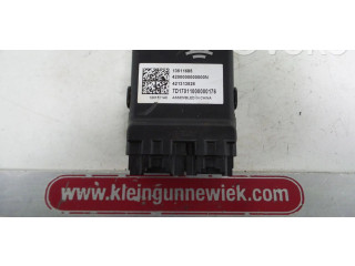 Блок управления 13511685, 13507373 Vauxhall Astra K