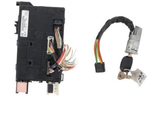 Комплект блоков управления 7711497054   Renault Clio II