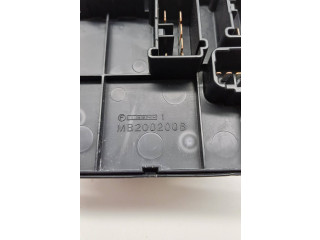 Блок предохранителей 82241SG030, 604033 Subaru Forester SJ