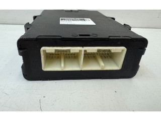 Блок управления коробкой передач 8953576010   Toyota Prius (XW30)