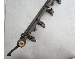 Топливная рампа 036133319, 0360311   Audi A3 S3 8P   для двигателя BLS