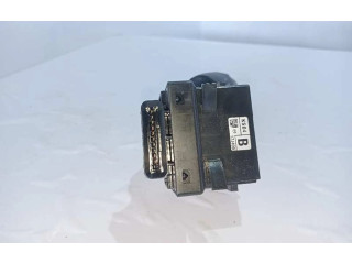 Ручка стеклоочистителей 17J409 Mazda 3 III