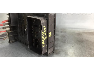 Блок предохранителей 1K0937125, 017183071 Volkswagen Caddy