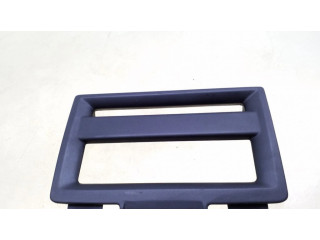 Другая деталь салона