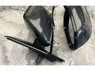 Zpětné zrcátko  Lamborghini Urus 2022  4M0616039BF  