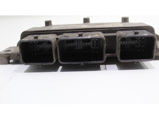 Řídící jednotka S180047002, 8V21-12A650-SF   Ford Fiesta 2012