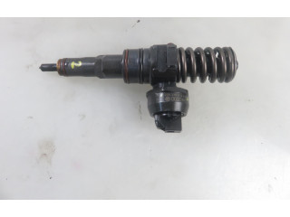 Vstřikovač 04147200213, 038130073AQ Volkswagen Bora AXR