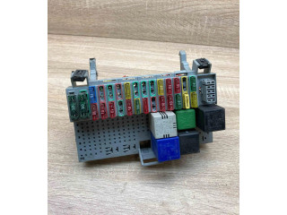 Pojistková skříňka 90414547 Opel Astra F 1992