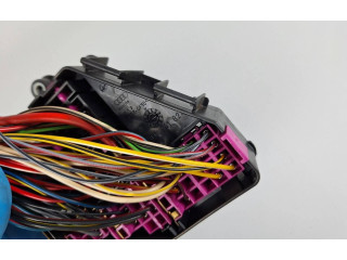 Блок предохранителей  8D1941824   Audi A6 S6 C5 4B    