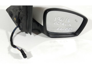 Зеркало электрическое        Skoda Fabia Mk3 (NJ)  2015 - 2021 года   