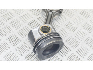 Píst 04L105401A, 04L107065A   Volkswagen Golf VII  pro naftový motor 2.0 CRLB 