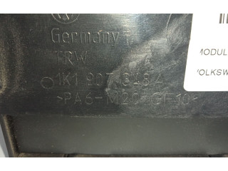 Блок комфорта Volkswagen Jetta V