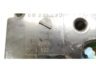 Přístrojová deska Volkswagen Caddy 1996 87001323, 88311235