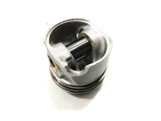 Píst Audi A3 S3 8V CRLB