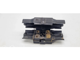 Pojistková skříňka 13894112, 1389411 BMW 5 E34 1990