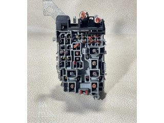 Блок предохранителей 6G9T14A481 Volvo S80