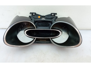 Панель приборов    Renault Clio IV       