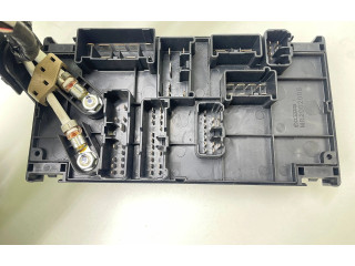 Блок предохранителей 82241SC020, 807253   Subaru Forester SH    