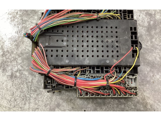 Блок предохранителей  9162316, 160074001   Volvo V70    