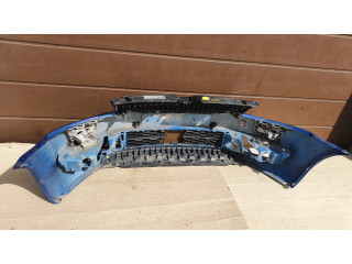 Передний бампер