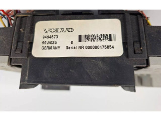 Блок предохранителей  9494673, 99W035   Volvo S80    