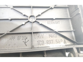 Pojistková skříňka Řídící jednotka BSM 1C0937549A Volkswagen New Beetle 2000