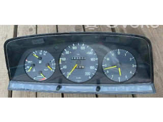 Панель приборов 87001123   Mercedes-Benz W123       