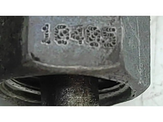 Трубка (трубки) для подачи топлива в жиклеры