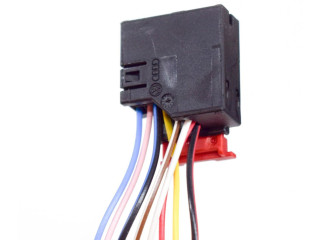 Зеркало электрическое Audi A1 2018 - года