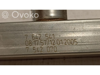 Vstřikovací lišta 7542541 BMW 5 E60 E61 pro benzínový motor 2.5