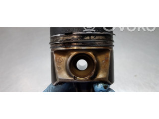 Поршень DDY 04L107065AM001, 03L105401A Skoda Octavia Mk3 (5E)