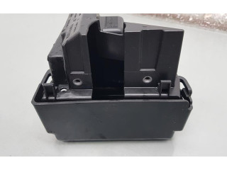 Блок предохранителей  252361535R   Renault Arkana    