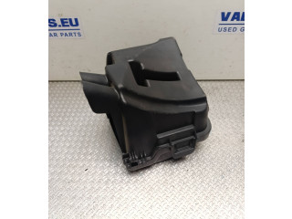 Блок предохранителей 243809584R, M0U7103 Dacia Sandero