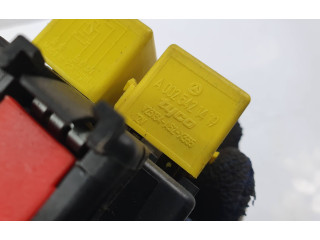 Блок предохранителей     Mercedes-Benz SL R230    