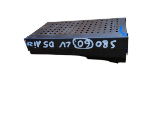 Блок предохранителей  8676286, 8645729   Volvo V70    