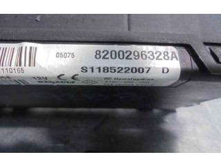 Блок управления 8200296328A, S118522007 Dacia Logan Pick-Up