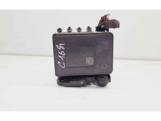 Блок АБС Skoda Octavia Mk3 (5E) 2013 - 2019 года