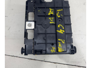 Блок предохранителей    Citroen C4 I    