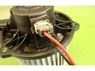 Вентилятор печки       KIA Ceed