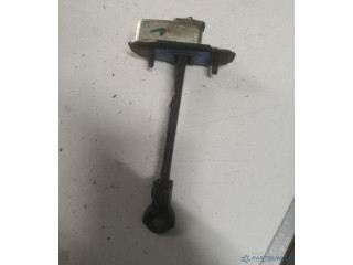 Ограничитель открытия двери    KIA Sportage