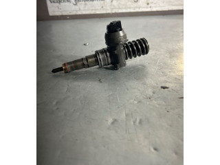 Vstřikovač 038130073AG   Volkswagen Caddy     