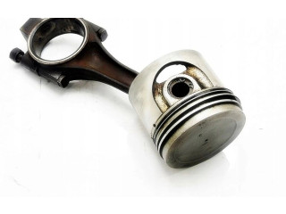  Поршень с шатуном    Skoda 105, 120 (742)  