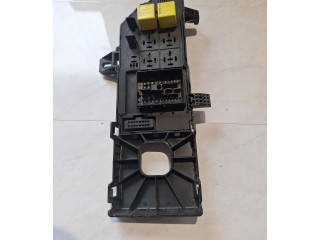Блок предохранителей 460023260 Saab 9-3 Ver2