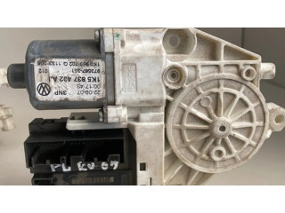 Передний двигатель механизма для подъема окон