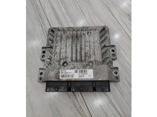Řídící jednotka 237103956r   Renault Megane III 2013