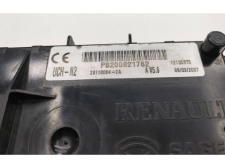 Pojistková skříňka Řídící jednotka BSM P8200621762, 281180842A   Renault Clio III 2007