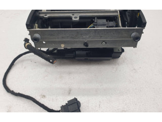 Дисплей    4E0857273E   Audi A8 S8 D3 4E